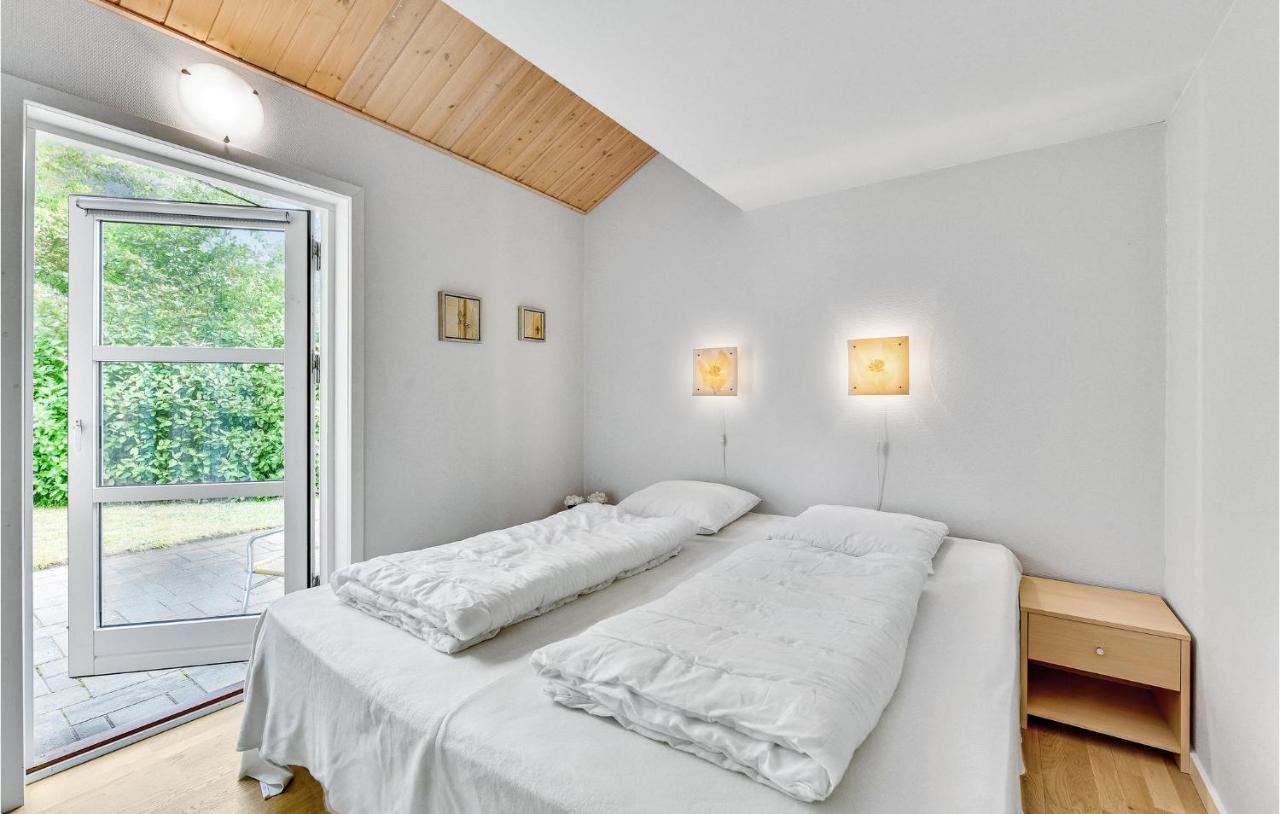 Cozy Home In Tarm With Kitchen Kültér fotó