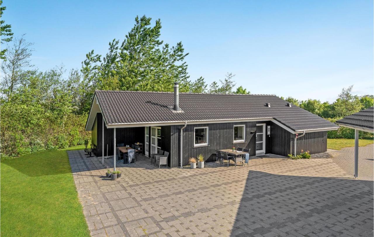 Cozy Home In Tarm With Kitchen Kültér fotó
