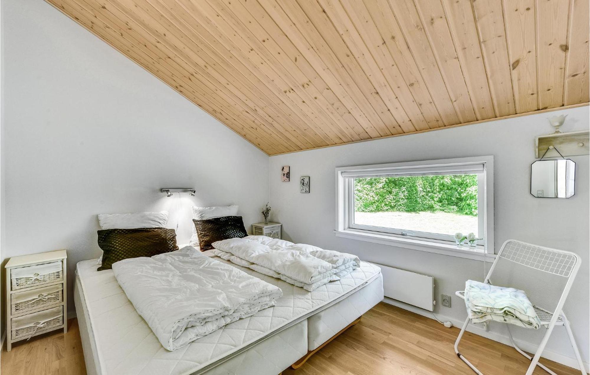 Cozy Home In Tarm With Kitchen Kültér fotó